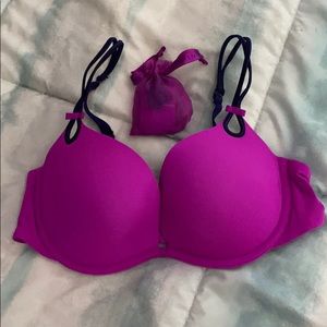 Victoria’s Secret Bra 36C